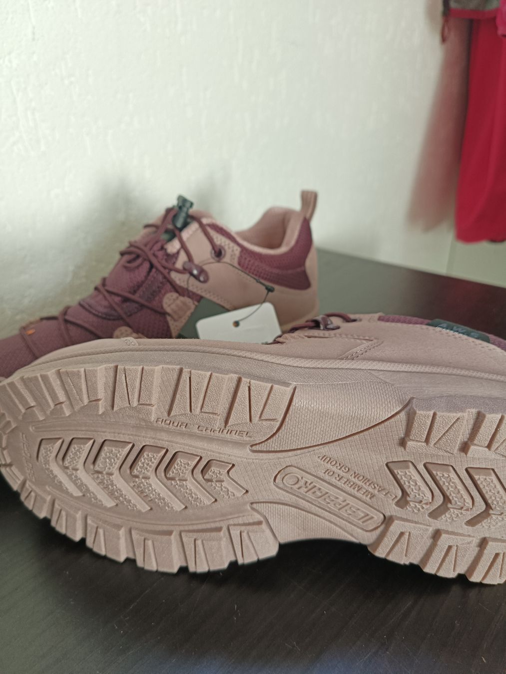 Icepeak Scarpe per ragazze: Icepeak Trekkingschuh Mädchen Gr. 37 – Nuovo e nell'imballaggio originale da Staffelbach venduto da smarties_fun 2