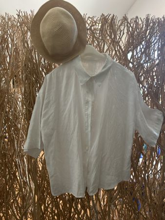Damen Bluse und Hut Weiss Grösse M Leinen neu