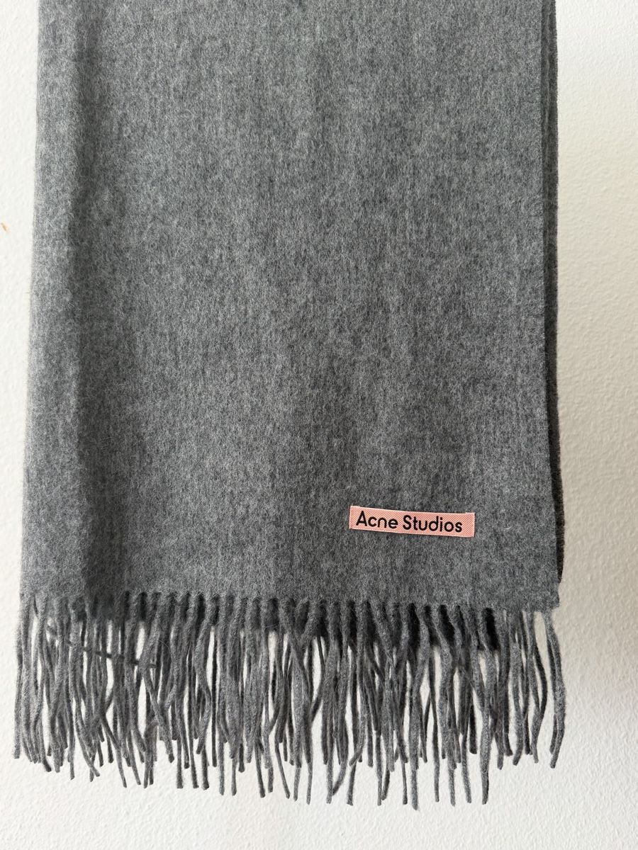 Acne Studios Foulard & Sciarpe: Acne Studios Schal / Scarf – Nuovo (secondo la descrizione) da Gordola venduto da lance235 1