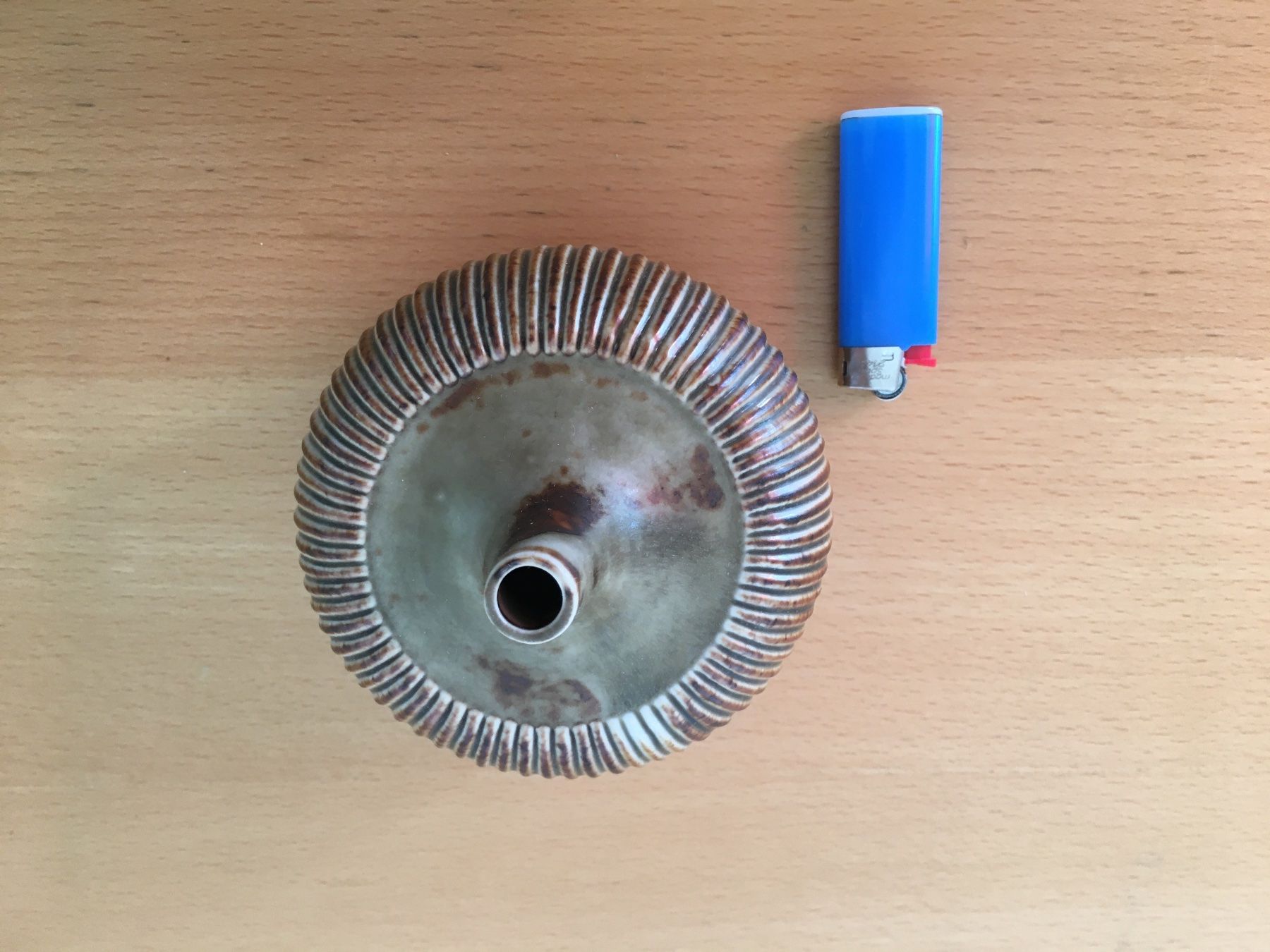 Vasi & Recipienti: Vase Langenthal Schweiz beige gerippt – Usato da Zürich venduto da Sutecs 1