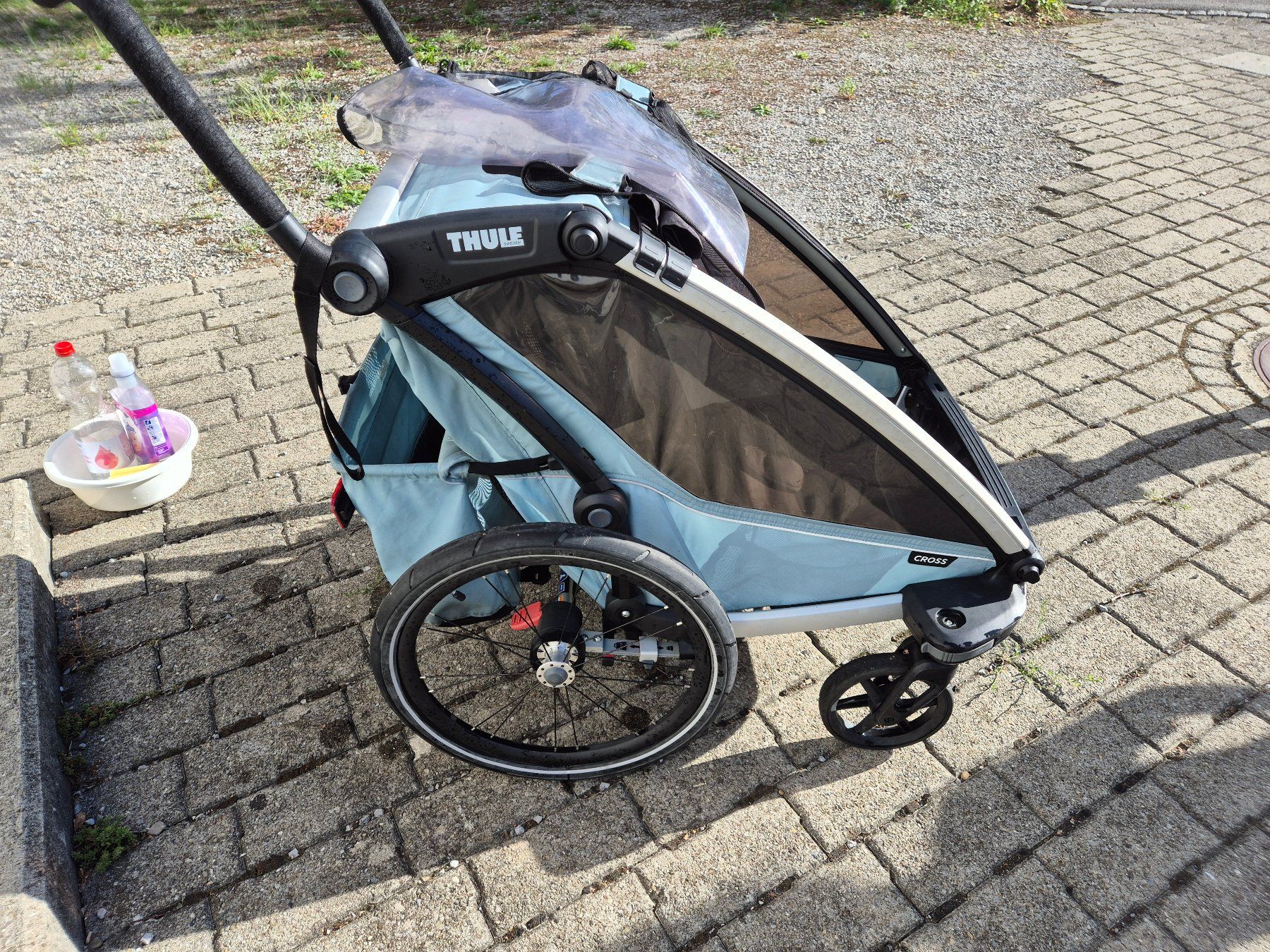 Thule Anhänger: Thule Chariot Cross 2 – Gebraucht aus Schliern b. Köniz von RANIA26 1