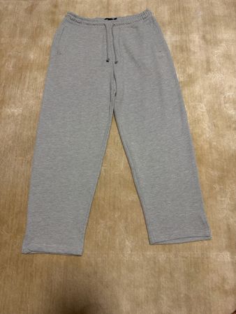 Pantalon de jogging Pull&Bear gris taille M 