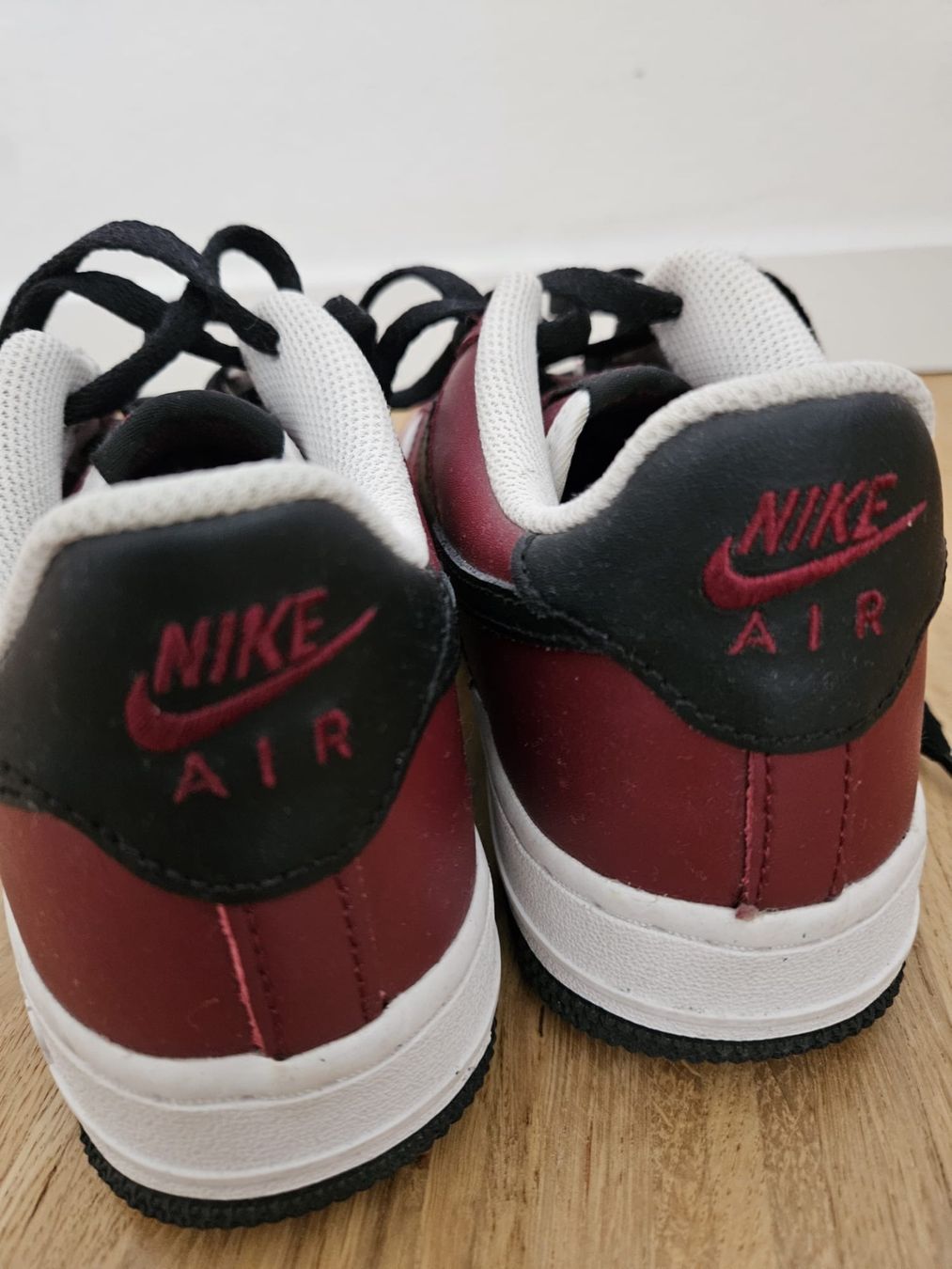 Nike Scarpe da uomo: Nike taille 37.5 – Nuovo (secondo la descrizione) da Genève venduto da Lalafanny66 1