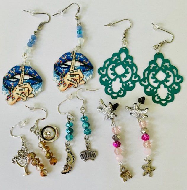 Sonstiger Schmuck: Schmuck Set 5Paar  Glitzernde  Ohrringe  Neu – Neu und originalverpackt aus Au ZH von Jaggy4 1