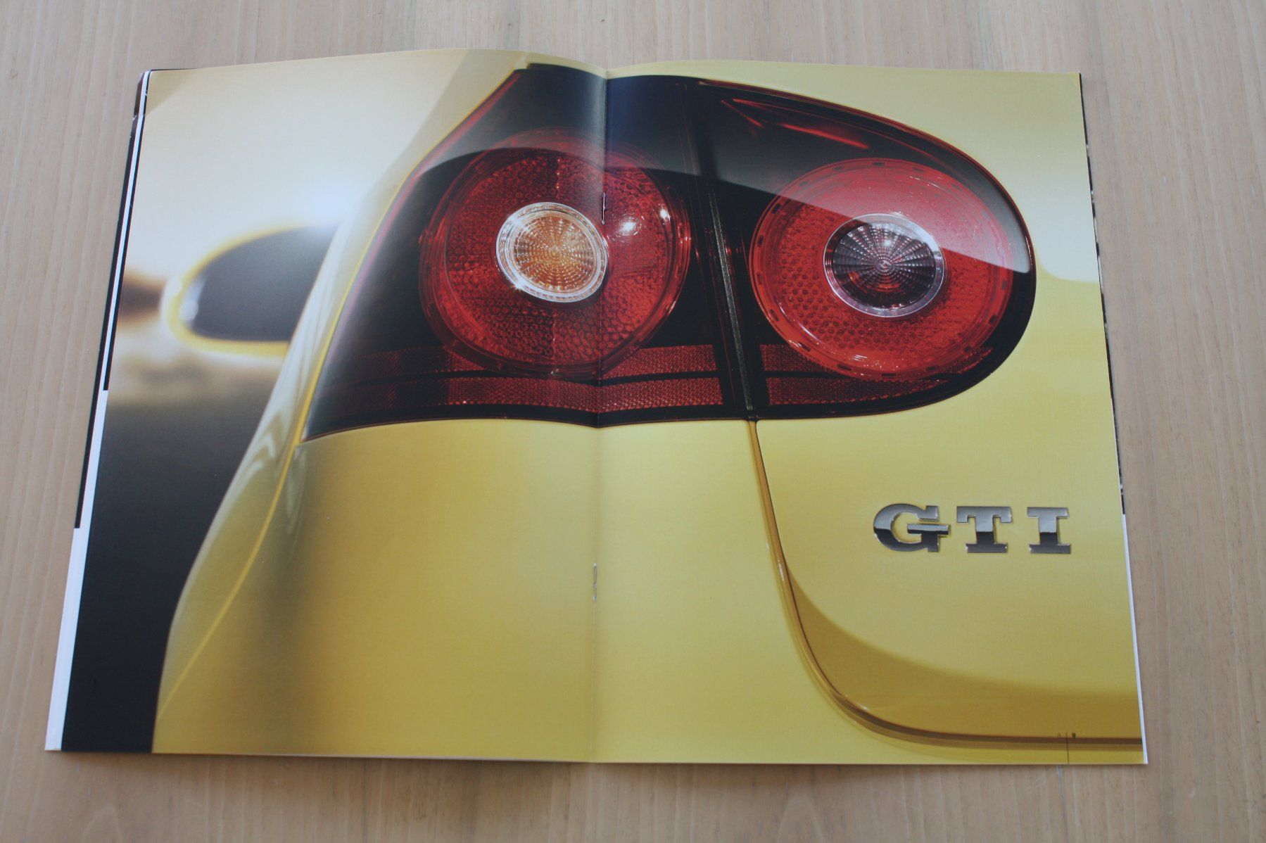 VW Documenti: VW Golf GTI Pirelli Prospekt 11/2007 – Usato da Wikon venduto da erwin400 4