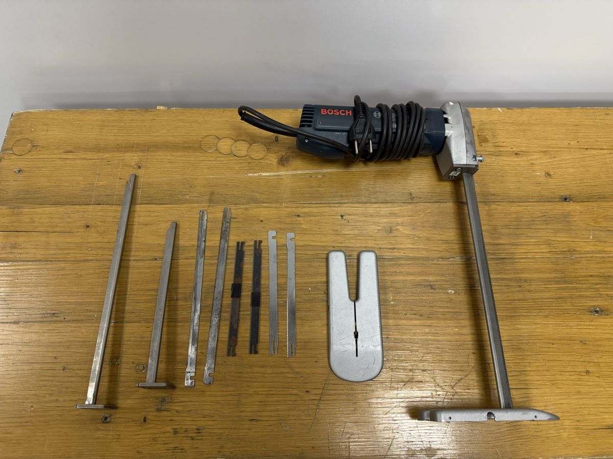 Bosch Scies: Bosch Schaumstoffsäge GSG 300 – D'occasion à Amriswil par nat_8mxt 4