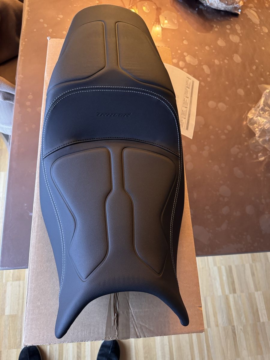 Yamaha Tutti i ricambio per moto: Selle confort pour Yamaha Tracer 700 – Nuovo e nell'imballaggio originale da Bulle venduto da Leo1202 2