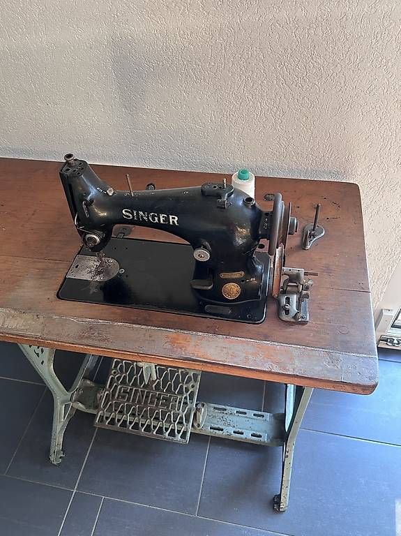Macchine da cucire: Macchina da cucire Singer  – Usato da Pura venduto da Nasino 1