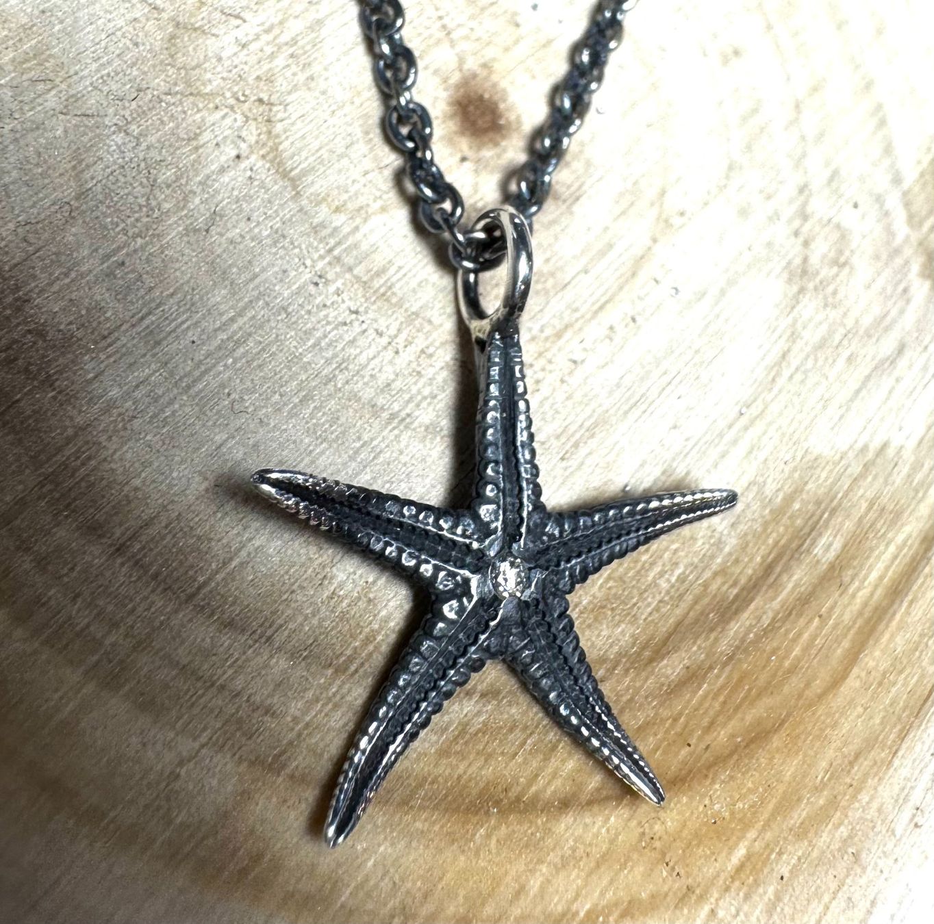 Ciondoli: Traumft! Seestern-Anhänger mit Diamant - Handarbeit – Nuovo e nell'imballaggio originale da Jona venduto da Herzschmiede 4