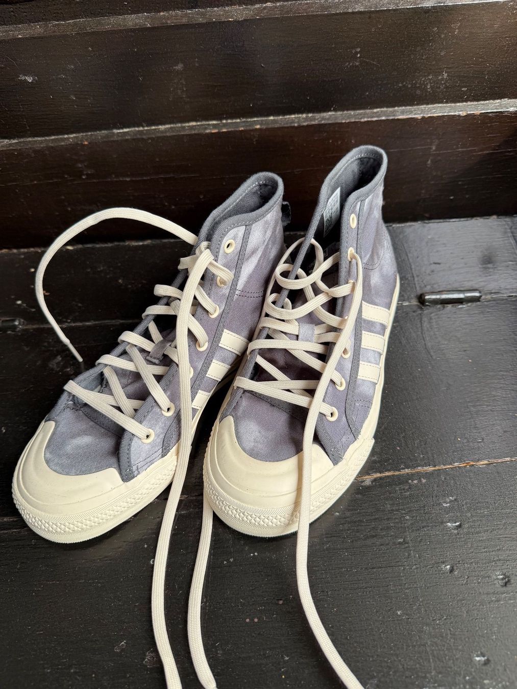 Chaussures femmes: Adidas Sneakers Gr 38 – D'occasion à Kirchdorf AG par sauglatt01