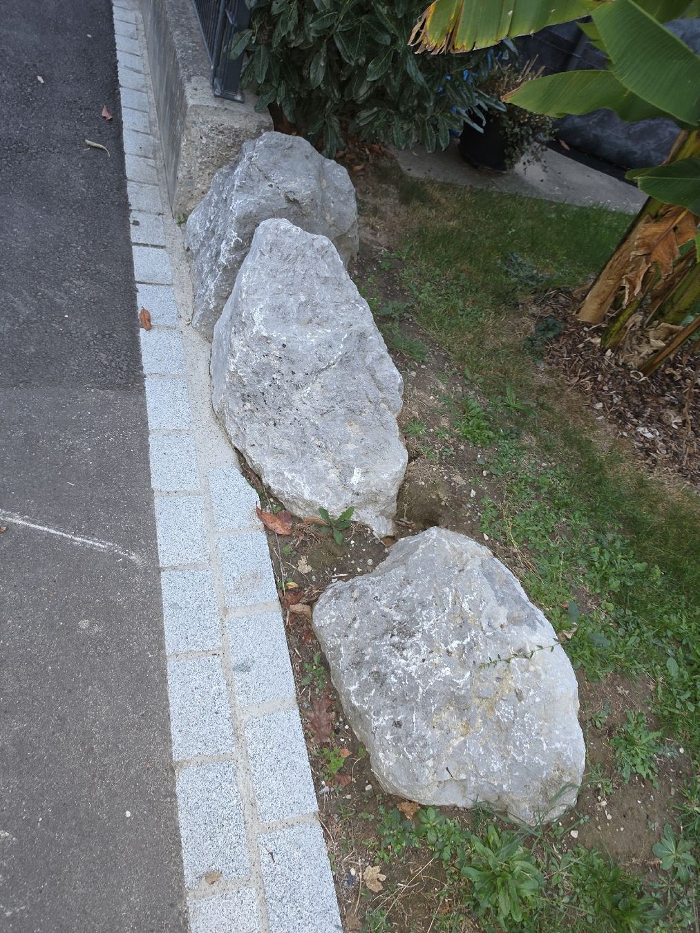 Pietre & tegole: Steine – Usato da Obergerlafingen venduto da Ar1 1