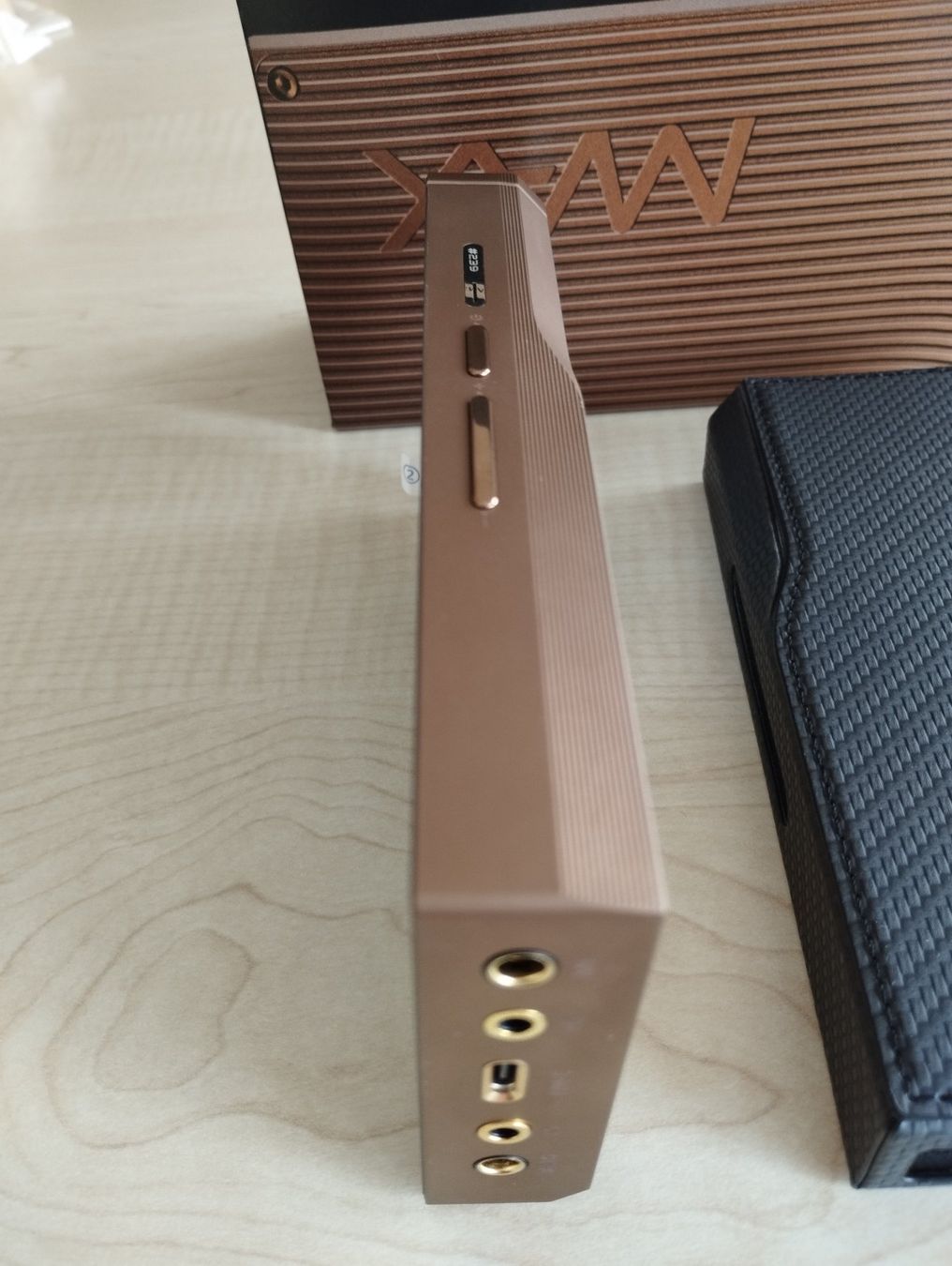 Tragbarer Mediaplayer: Hiby R6 Pro Max Golden Edition – Neu (gemäss Beschreibung) aus Yverdon-les-Bains von Linknet 3