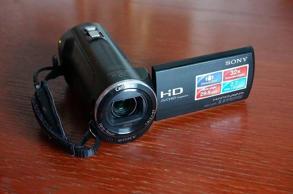 Sony Camcorder: Sony HDR-CX220E Digital HD Video Camera – Gebraucht aus Spreitenbach von Salesmanship 1