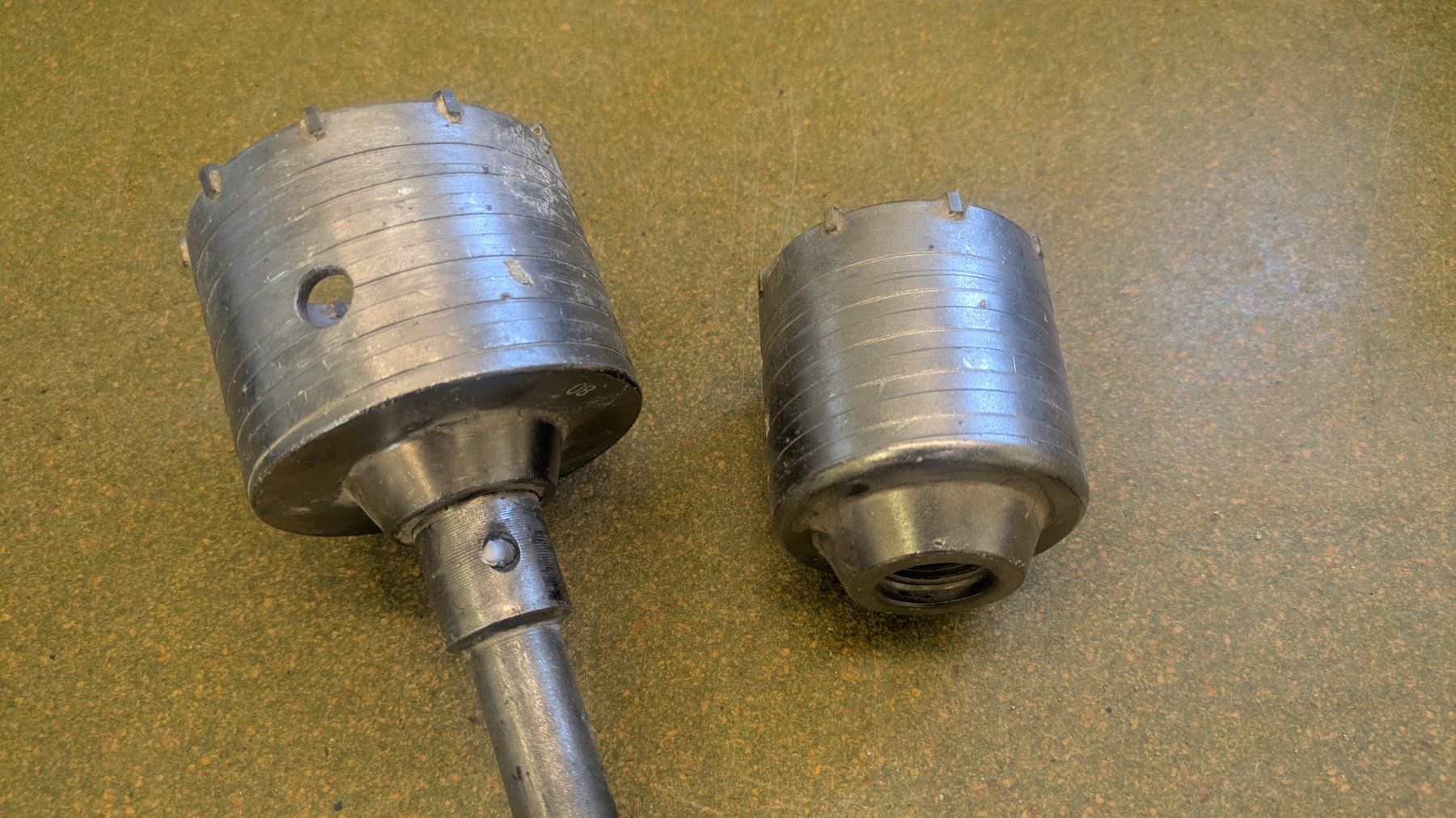 Tutti gli attrezzi: SDS max Kronenbohrer 80mm (und/oder 65mm) – Usato da Lotzwil venduto da Kape 1