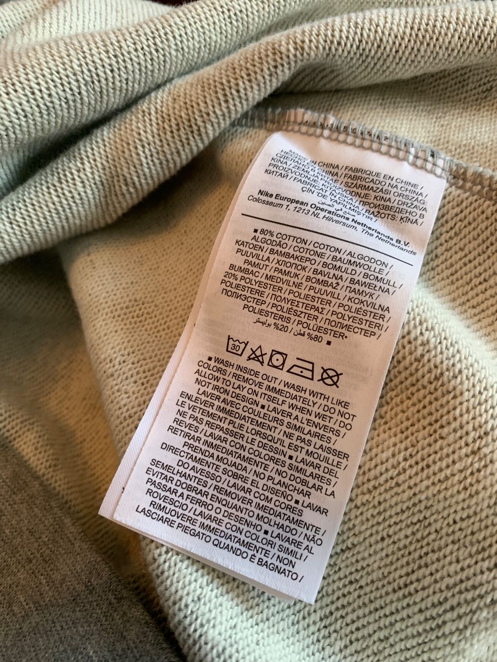Nike Maglioni & Felpe: Joli pull Nike taille L neuf – Usato da MEYRIN venduto da Gwendo10 3
