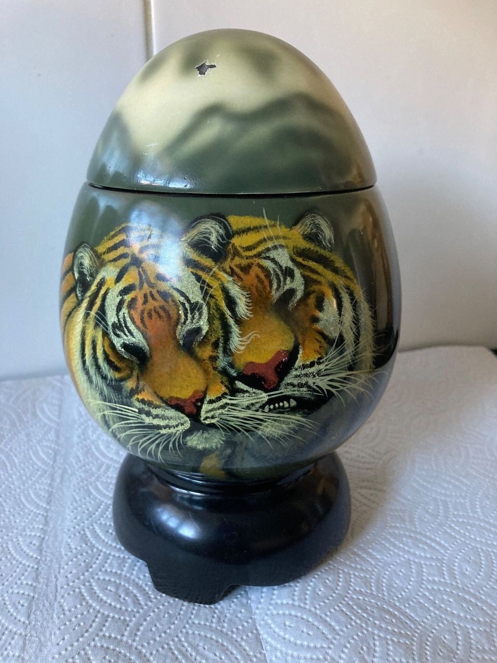 Tutte le decorazioni: Tiger - Dose in Eiform mit Deckel – Usato da Zürich venduto da Chaeffeler