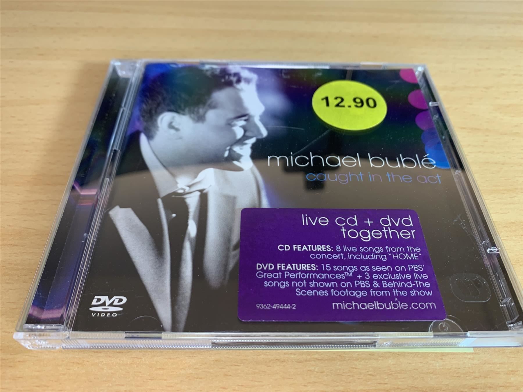 CDs: Michael Bublé – Caught In The - CD & DVD – Gebraucht aus Rikon im Tösstal von Alpenmutz