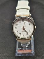 Vintage Damenuhr, weißes Lederarmband⌚✨.