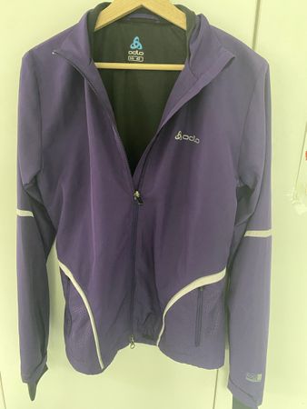 Sehr schöne Odlo Jacke Gr. 40