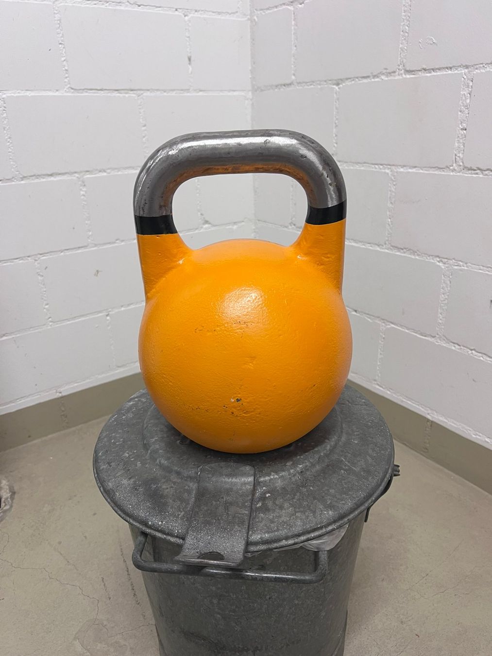 Manubri & Pesi: Kettlebell 14kg Zwischengrösse – Usato da Bülach venduto da balti02 1