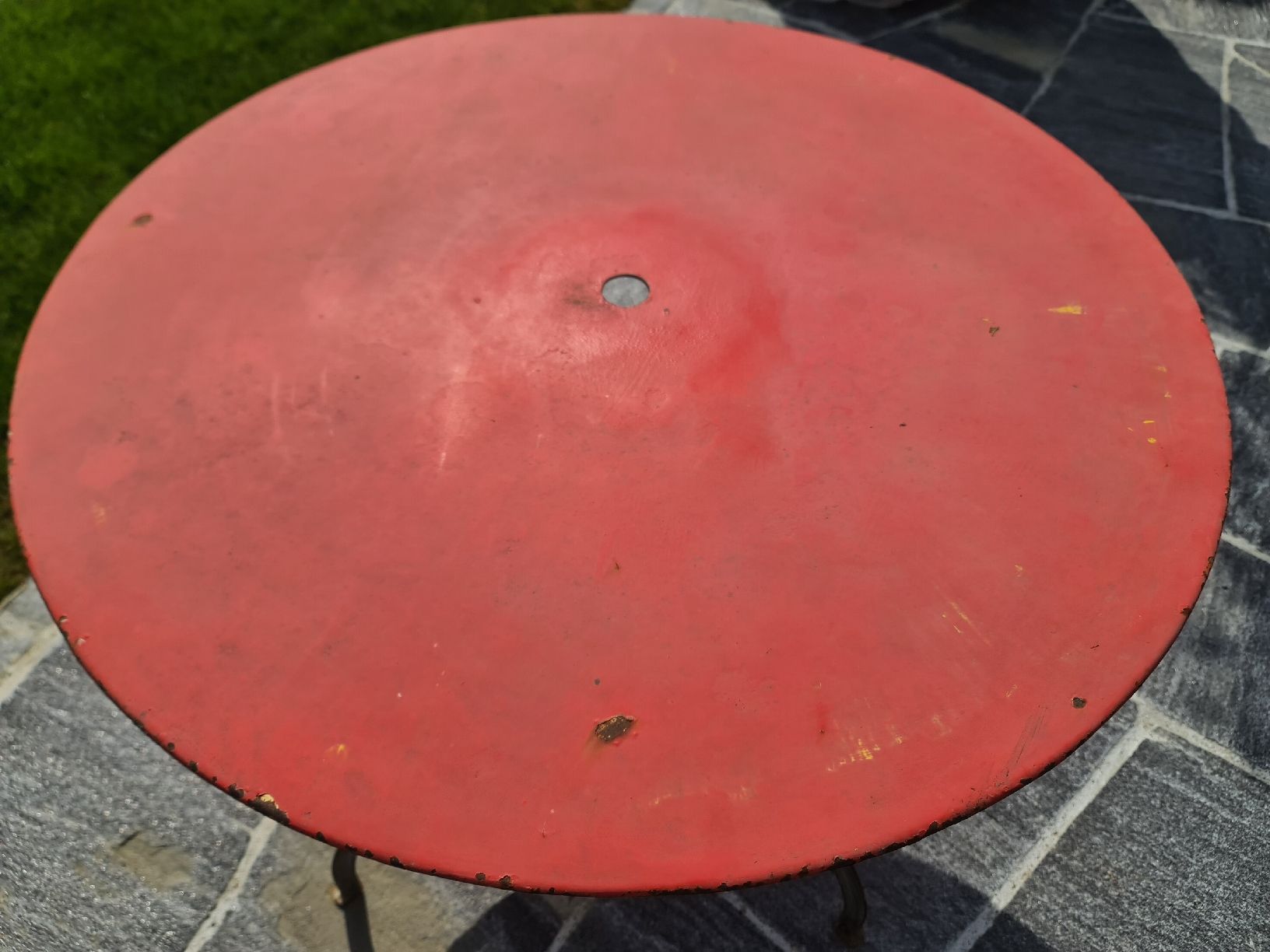 Tavoli: Blechtisch/Bigla/?/Gartentisch/Tisch/Garten/Gartenmöbel/Rar – Usato da Neukirch (Egnach) venduto da porejemplo 4