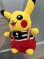 Pikachu plüschtier