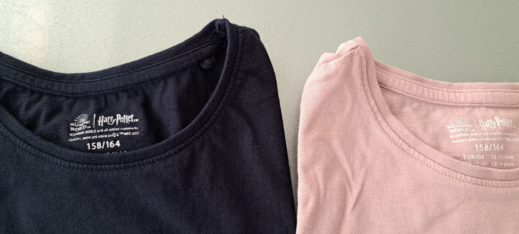 Blusen, T-Shirts & Tops: 2 t-shirts Harry Potter – Gebraucht aus La Chaux-de-Fonds von stakka 2