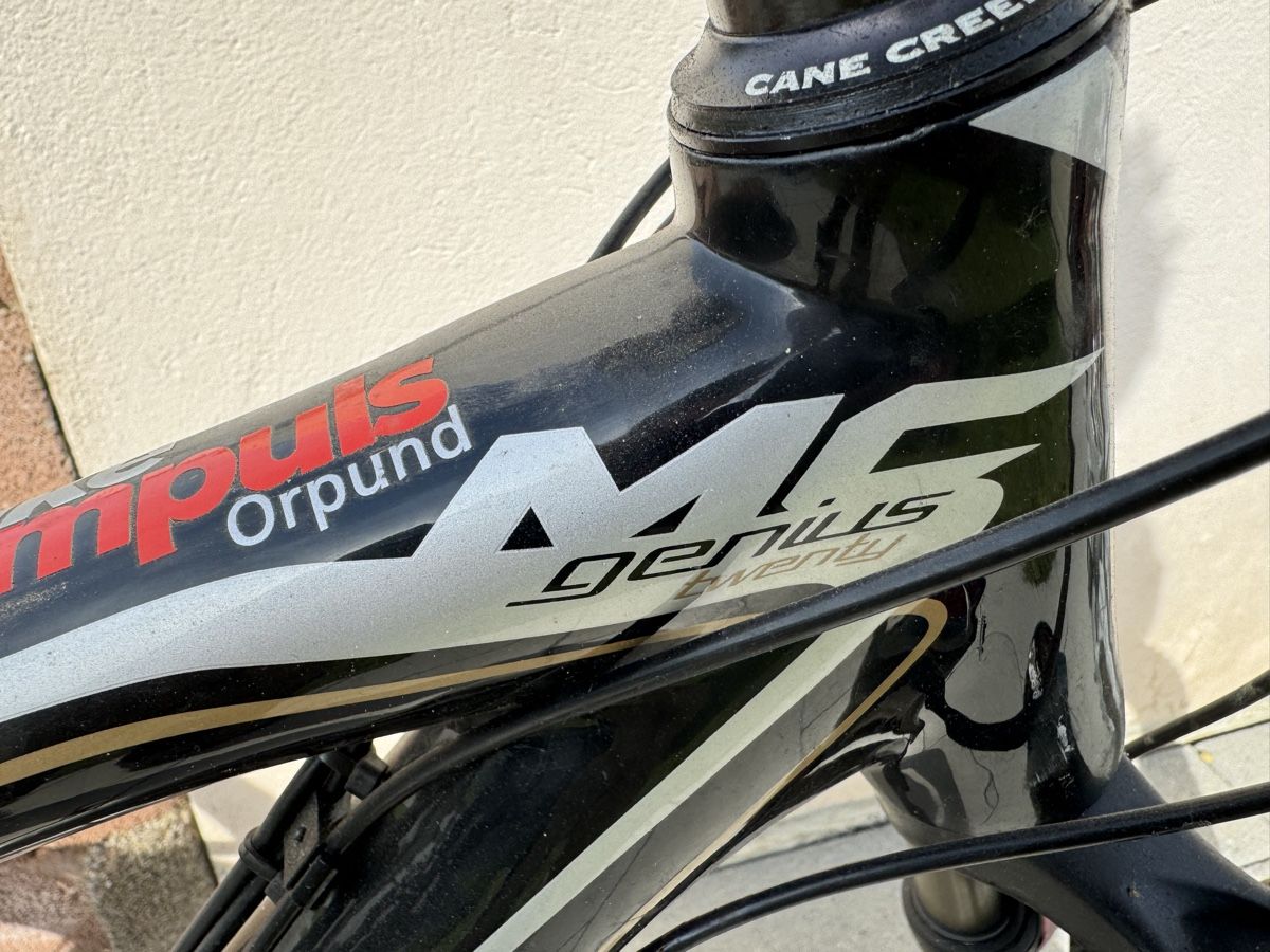 Scott Velos: Scott Genius MC 20 Full Suspension Mountainbike – Gebraucht aus Wangen an der Aare von Cubemaster 5