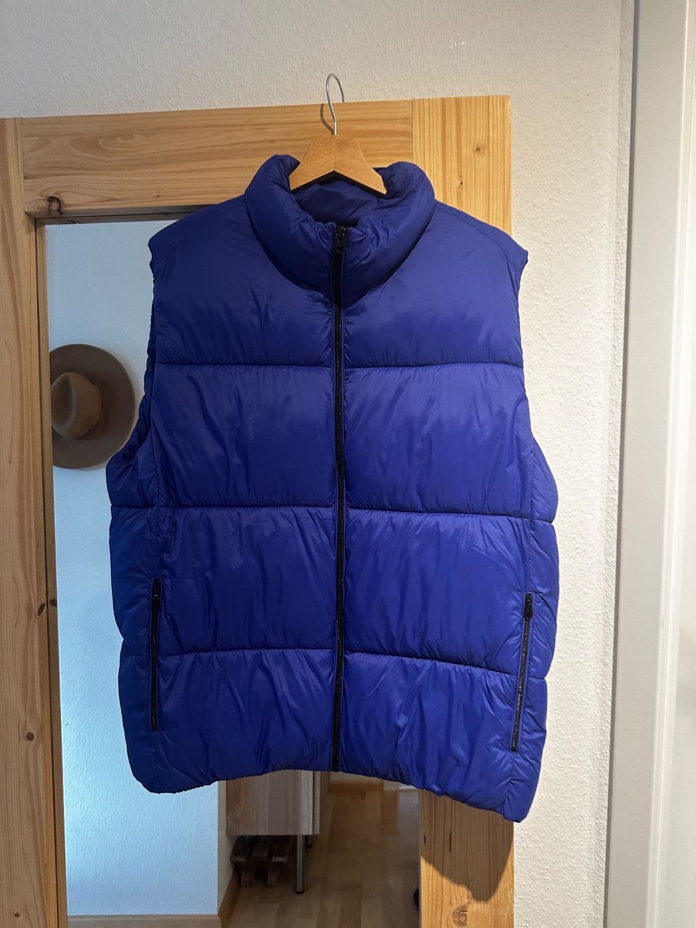 Zara Gilets & Westen: Jacket – Gebraucht aus Rapperswil BE von aro_66tx
