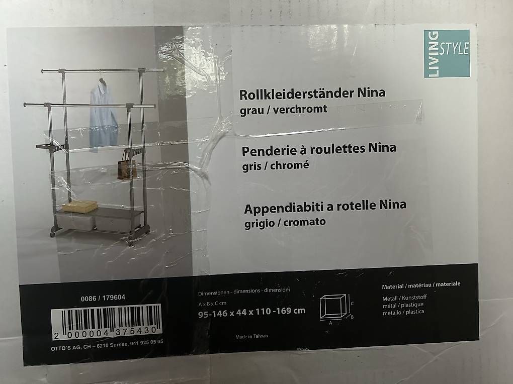 Porte manteau: Kleiderständer  – Neuf avec emballage d'origine à Fällanden par Sgubidooo