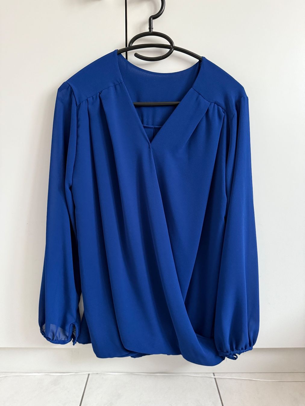 Blusen: Bluse in Wickeloptik - Blau - Grösse ca. 36 – Gebraucht aus Eschenbach SG von Sums