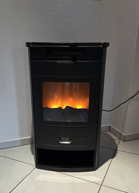Cheminée: Elektrischer Kamin Bormio Smart – Gebraucht aus Wangenried von Hgyx 1
