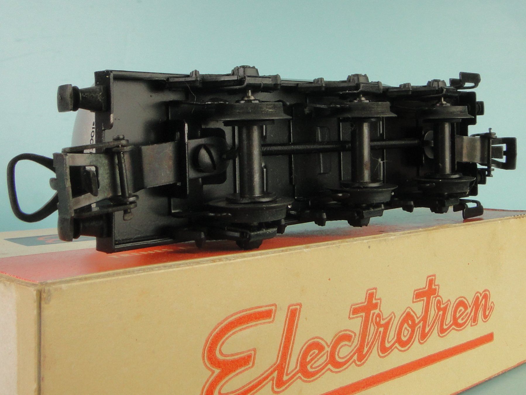 Modellini di ferrovie: Electrotren 1105/10 H0 Renfe Campsa – Usato da Bülach venduto da cann11 2