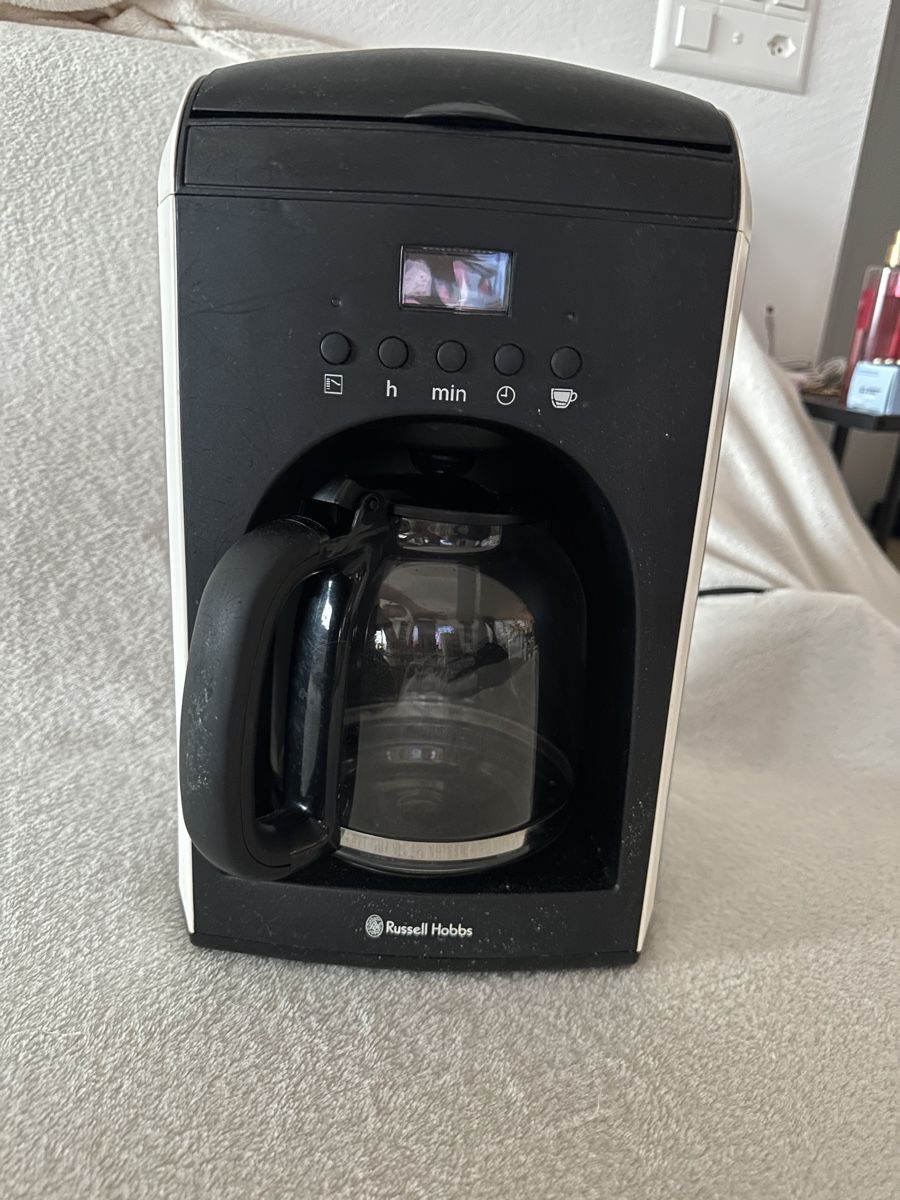 Russell Hobbs Macchine per caffè & Macchine per espresso: Russell Hobbs Kaffeemaschine – Usato da Huttwil venduto da dns_q822