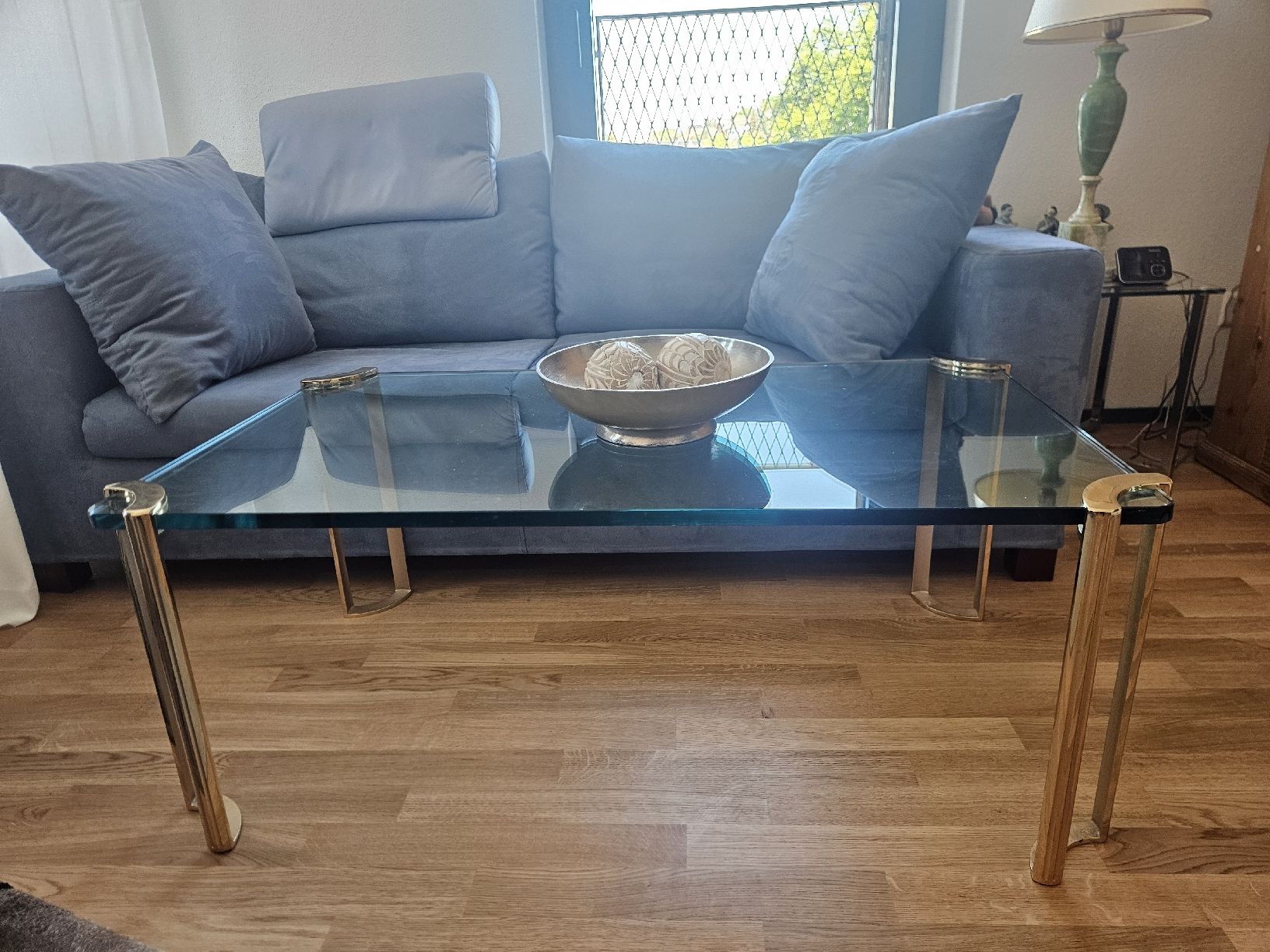 Tavoli: Eleganter Salontisch aus Glas – Usato da Uster venduto da sim_g6sb 1