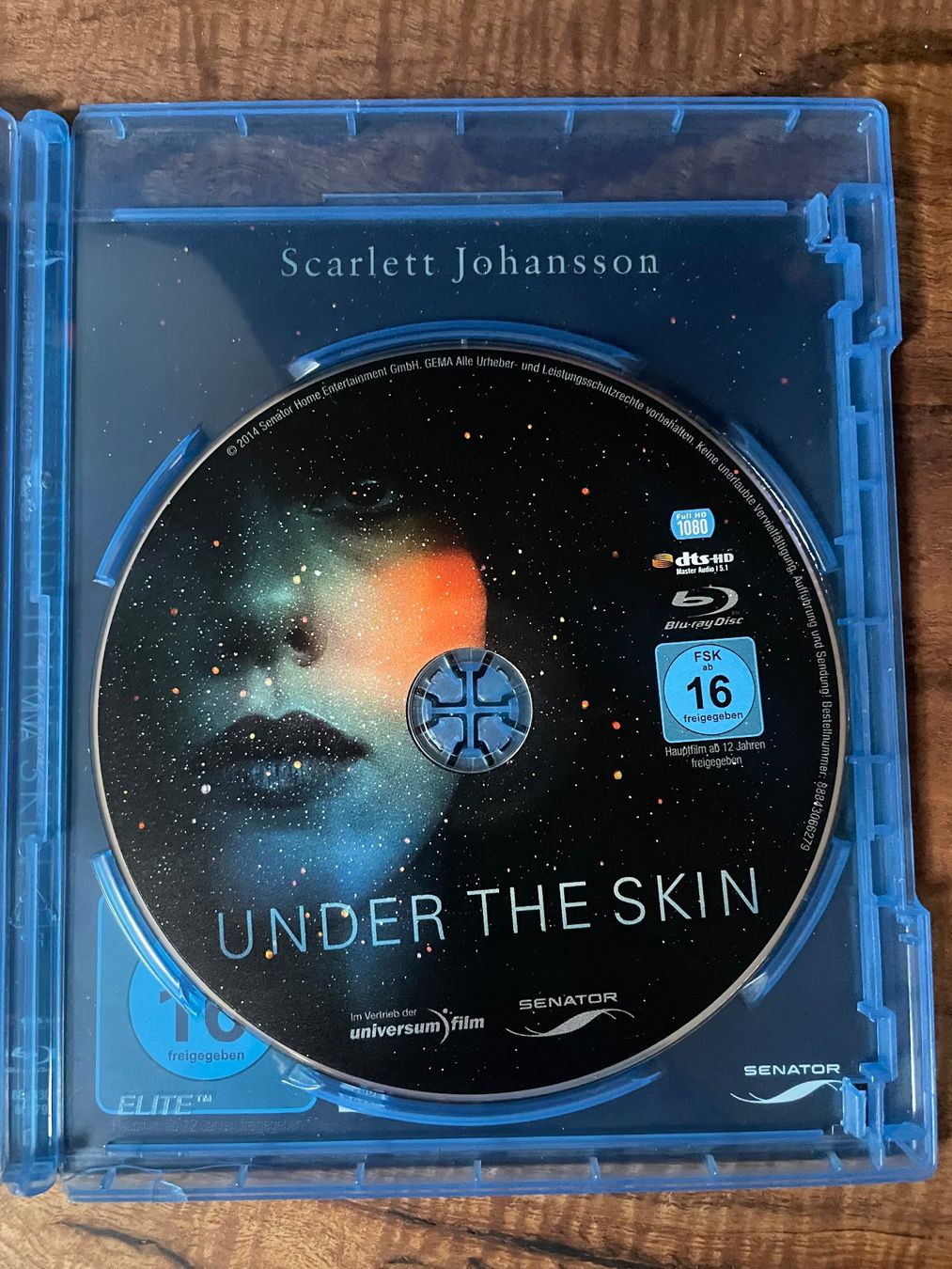 Alle DVDs: Under the Skin (blu-ray) – Neu und originalverpackt aus Vevey von c_lathion 1
