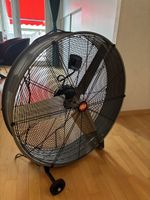 Industrieller Bodenventilator