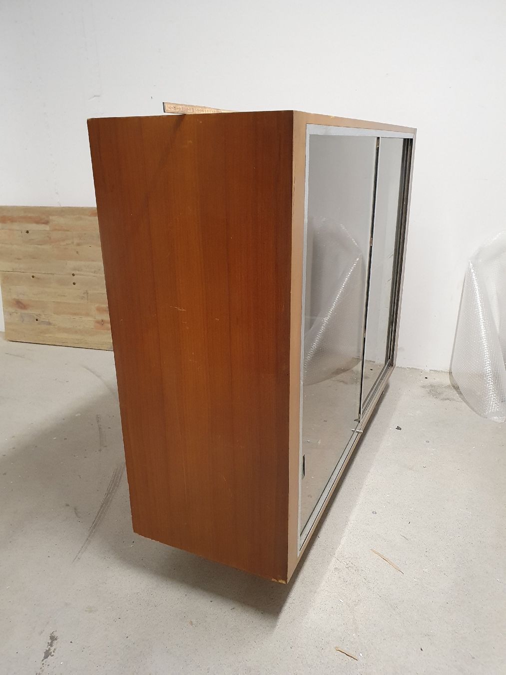 Vitrines: Vitrine – D'occasion à Kriens par delee 2