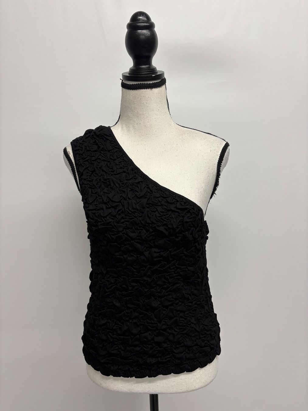Cos Top: COS Schwarzes Top Grösse M One-Shoulder Baumwolle – Nuovo (secondo la descrizione) da Regensdorf venduto da secondchancefashion 1