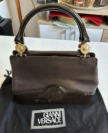 Versace vintage! Borsa marrone in pelle.