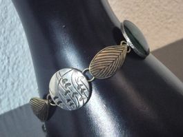 Bracciale Vintage donna con pietra verde e foglie dorate