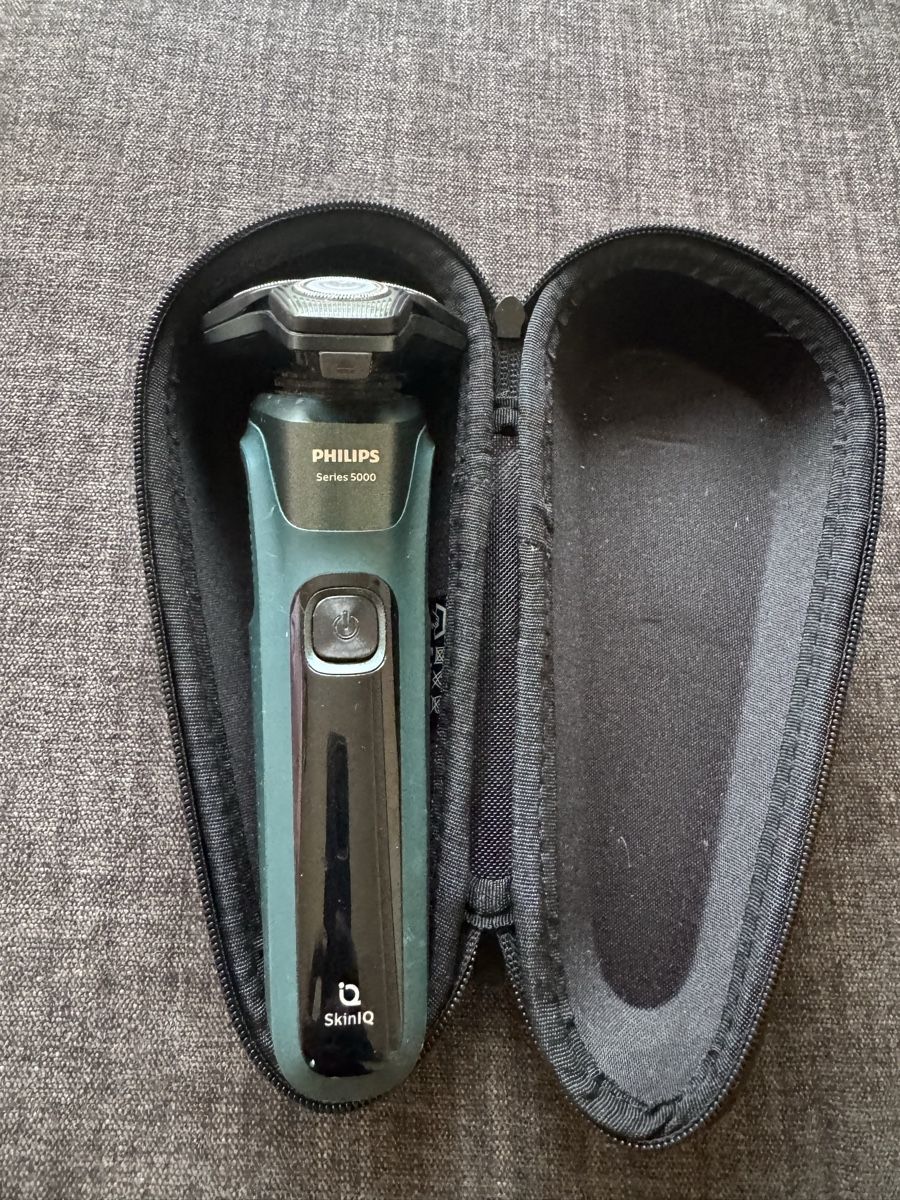 Philips Rasoi & Lamette da barba: Philips Series 5000 SkinQ – Usato da Oberentfelden venduto da ana_s526 6