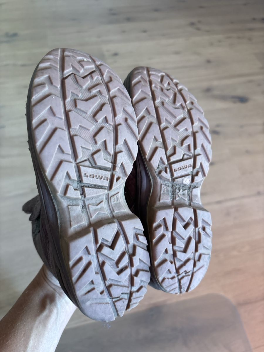 Lowa Schuhe für Jungen: Wanderschuhe Lowa Kinder – Gebraucht aus Kriens von Flavia015 2