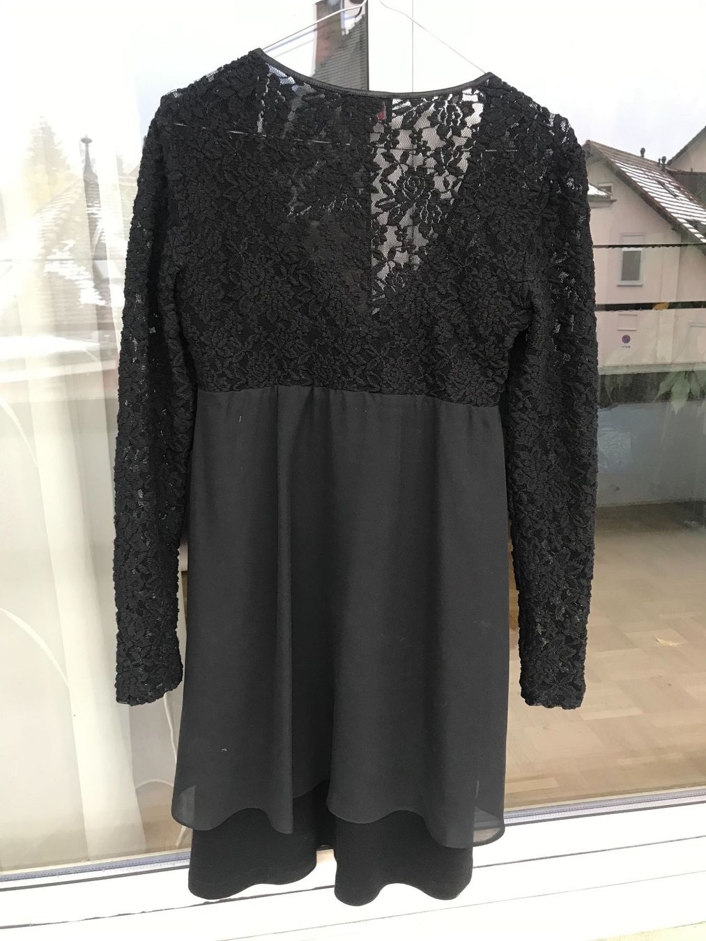 Morgan Vestiti: Robe noire/ Schwarzes Kleid/ Vestito nero – Usato da Fribourg venduto da SD1910 1
