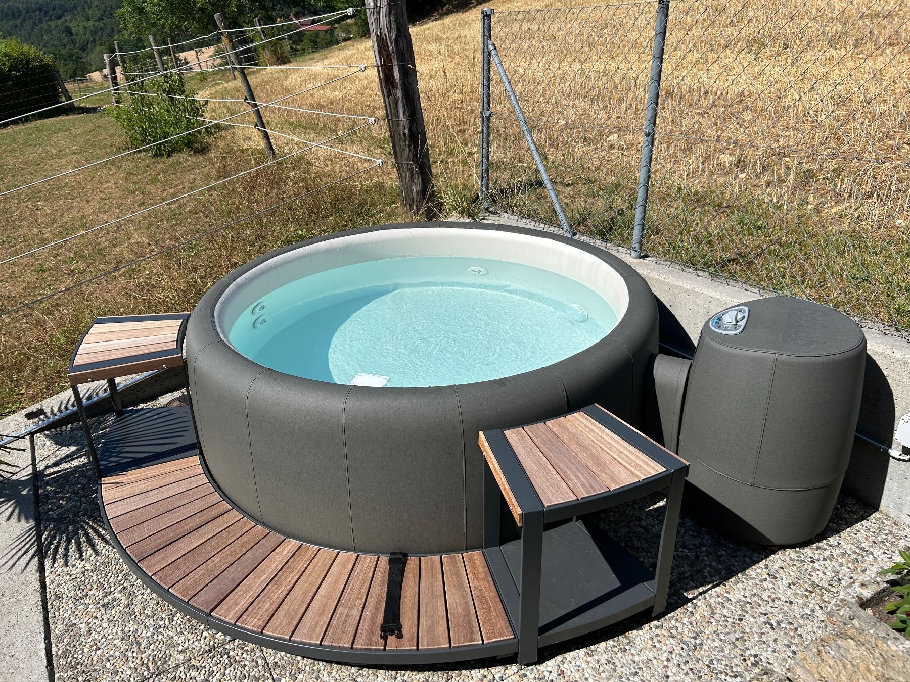 Softub Whirlpool: Whirlpool Softub Model Legend – Gebraucht aus Hölstein von reg_h5qw 1