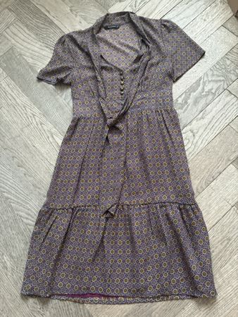 Globus Kleid Grösse 34 100% Seide guter Zustand