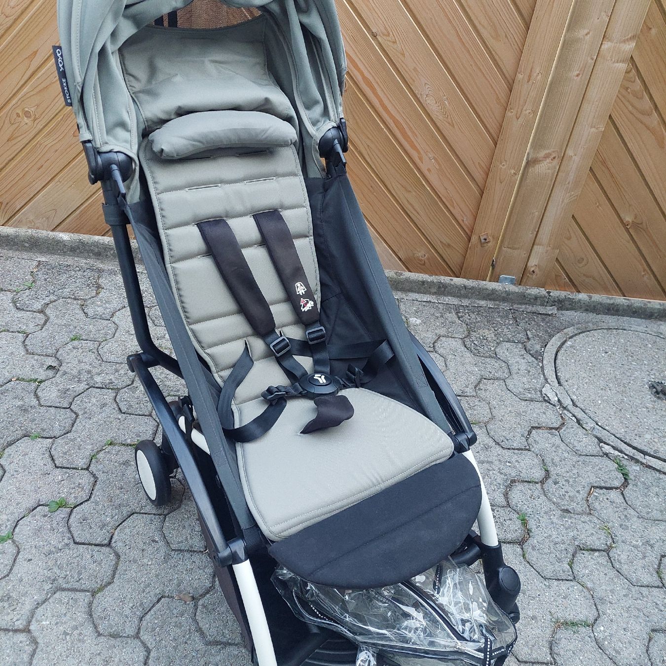 Babyzen Poussette: Babyzen YOYO2 Oliv – D'occasion à Belp par masterdriftking 3