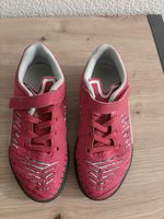 Rote Kinder Fussballschuhe, Top Zustand!