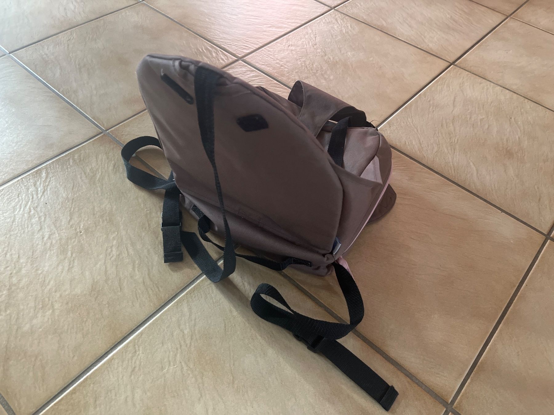 Béaba Sdraiette & Sdraiette a dondolo: Siège à attacher pour bébé BEABA avec coussin gonflable – Usato da Vernayaz venduto da Darkfrost 1