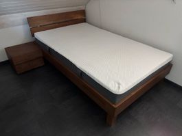Hasena Bett inkl. Nachttisch / Rost / Matratze
